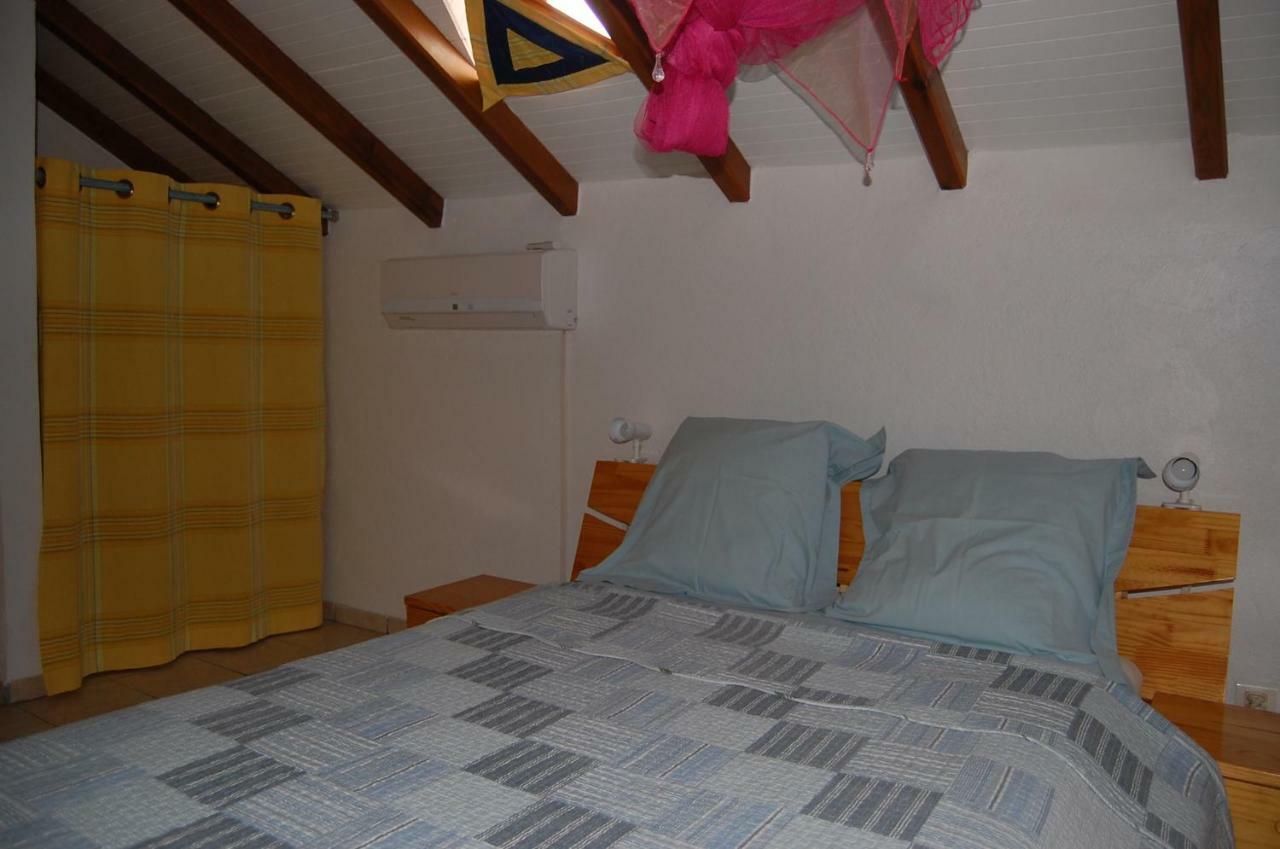 Gites La Marlyse Bouillante Exterior photo